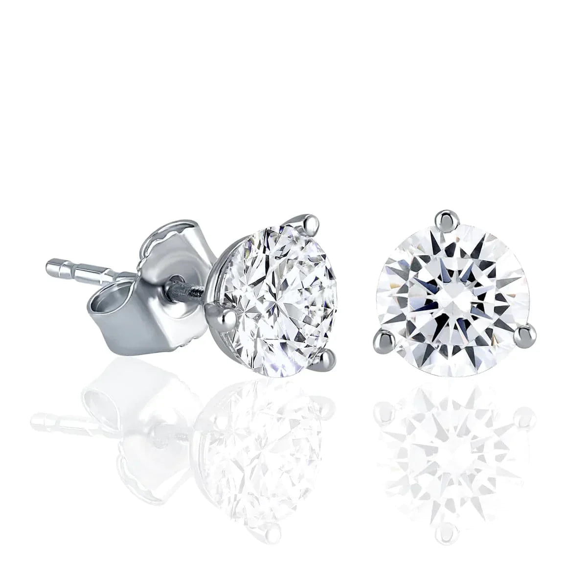 Thomas Markle Jewelers Classic Round Natural Diamond Stud Earrings